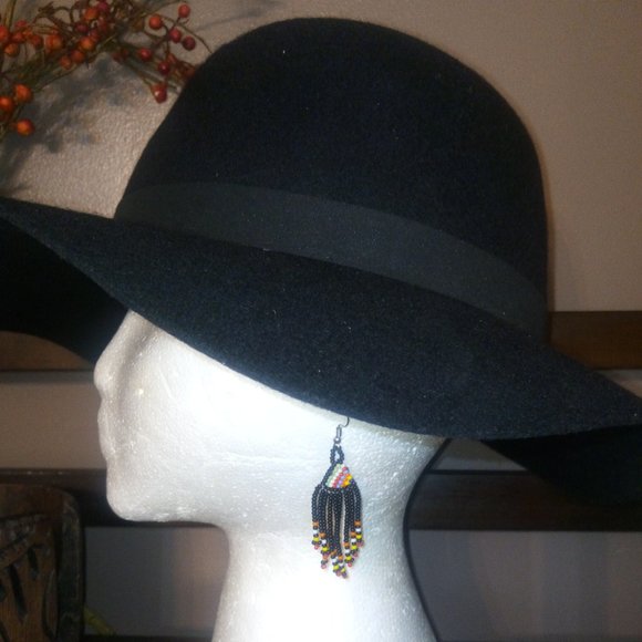 Seed Bead Dangly Earrings - New - Picture 2 of 7